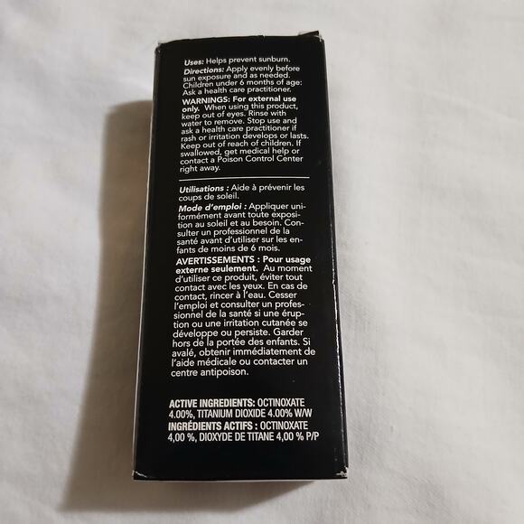 AVON-3 NIB-2 pressed powder Translucent .42oz-1 Ideal Shade foundation light 1oz - Picture 11 of 13